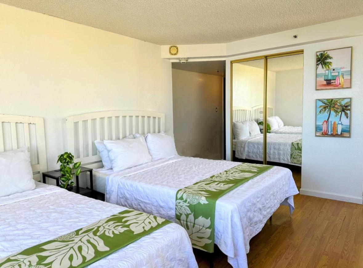 Vacation Rental Studios At Hawaiian Monarch Honolulu Exterior photo